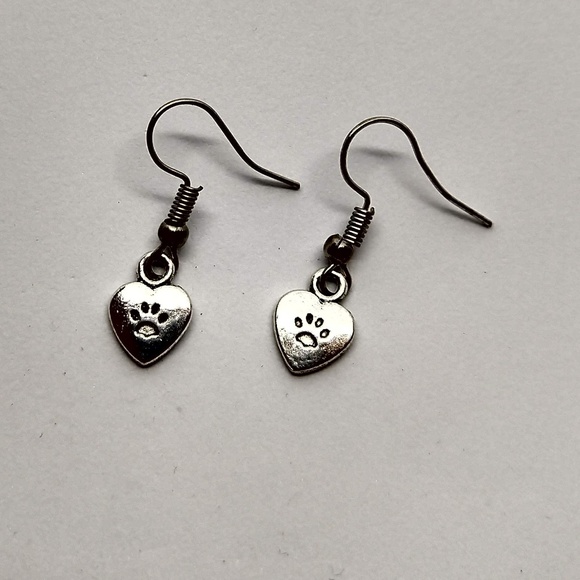 CAT PAW love I heart my cat earrings - Picture 1 of 2
